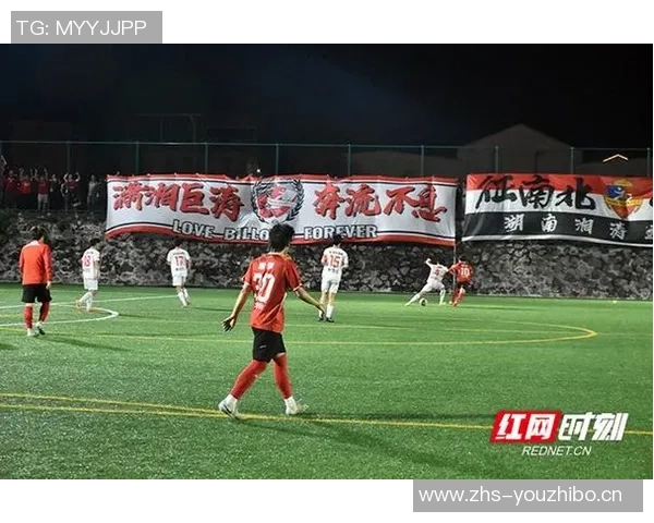 足球明星闪耀野球场激情对决引发球迷热潮